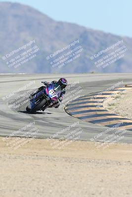 media/Oct-05-2025-CVMA (Sun) [[beeef4f201]]/Race 11-500-400(4)-350 Supersport/